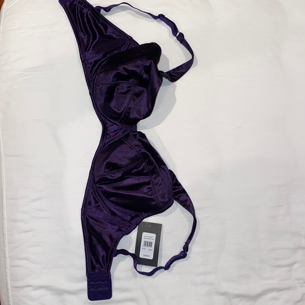 NWT 32DD Purple Bra Fredericks of Hollywood